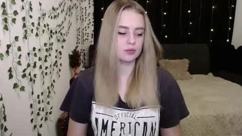 sofia_rosemary online show from January 2025 12:05:02 PM