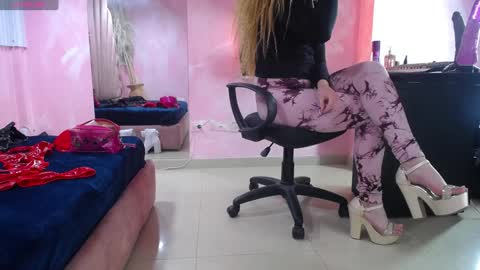 Sofia online show from December 2024 04:39:02 PM