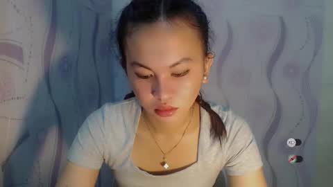 sofia_sweetheart18 online show from February 2026 12:39:01 AM