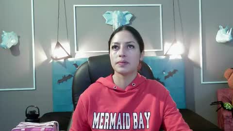 Sofa online show from October 2025 11:34:02 AM