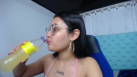 Snapshot of sofiaasexy19 chatting on October 2025 12:33:01 PM Sofia online show from October 2025 12:33:01 PM