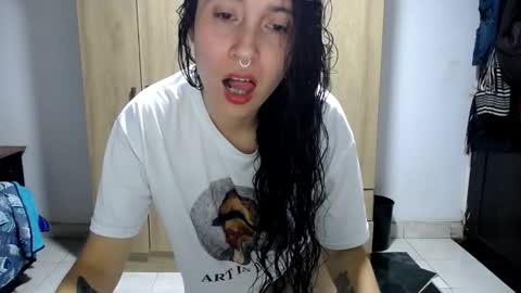 sofiacano43 online show from September 2025 01:40:01 AM