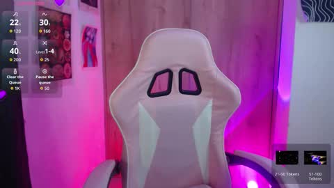       online show from October 2025 05:37:02 AM