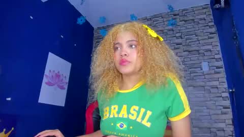 Snapshot of sofiacastillo01 chatting on February 2025 03:36:02 PM sofiacastillo01 online show from February 2025 03:36:02 PM
