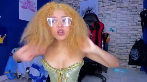 Snapshot of sofiacastillo01 chatting on February 2025 05:39:02 PM sofiacastillo01 online show from February 2025 05:39:02 PM