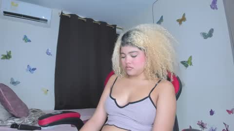 sofiacastillo01 online show from September 2025 02:09:02 PM