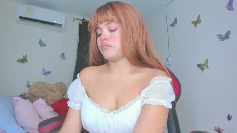 sofiacastillo01 online show from November 2025 02:05:02 PM