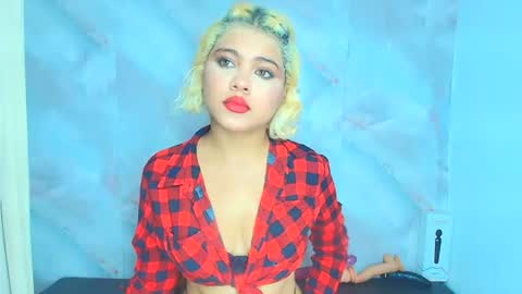 sofiacastillo01 online show from July 2026 01:36:02 PM
