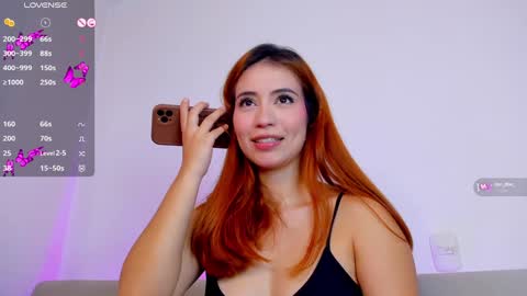 Snapshot of sofiaferrerx chatting on December 2024 10:32:01 PM SOFA FERRER online show from December 2024 10:32:01 PM