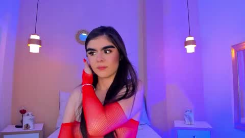 SofiaFontaine online show from November 2025 04:44:02 AM