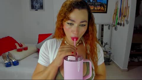 Sofi Galvis online show from February 2025 02:45:01 PM
