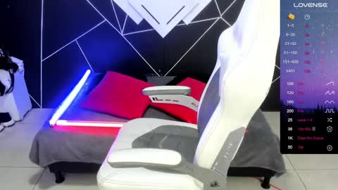 sofia online show from December 2024 05:42:01 AM