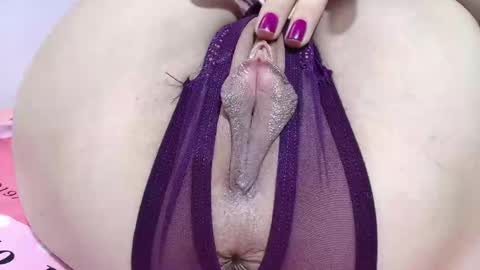 Sofiamillerrs online show from February 2025 09:35:02 PM