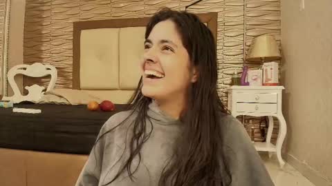 Snapshot of sofianesvat1 chatting on September 2025 08:09:02 PM Sofi - next broadcast today 1030pm Colombia time online show from September 2025 08:09:02 PM