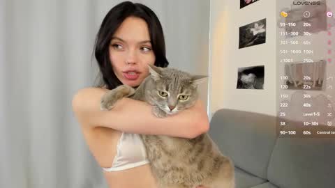 Sofia online show from February 2025 07:22:02 AM