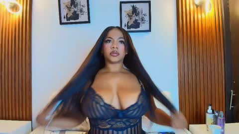 Snapshot of sofiasweett1 chatting on November 2025 09:41:02 AM online show from November 2025 09:41:02 AM