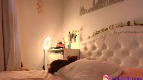 Sofia  PVT online show from January 2025 02:25:02 PM