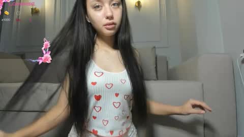 Snapshot of sofie__xoxo chatting on October 2025 06:39:02 AM sofie__xoxo online show from October 2025 06:39:02 AM