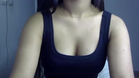 Snapshot of sofie_diva chatting on December 2024 05:22:01 PM divya online show from December 2024 05:22:01 PM