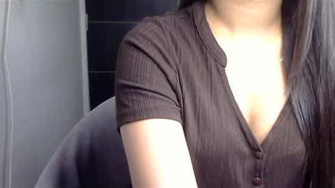Snapshot of sofie_diva chatting on January 2025 05:33:02 PM divya online show from January 2025 05:33:02 PM