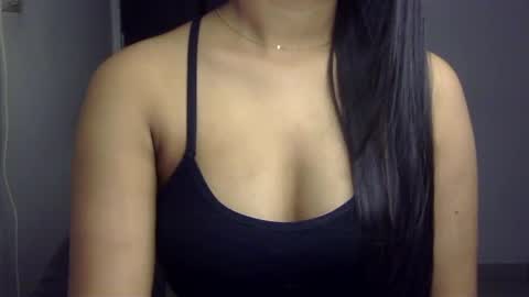 Snapshot of sofie_diva chatting on January 2025 06:57:02 PM divya online show from January 2025 06:57:02 PM