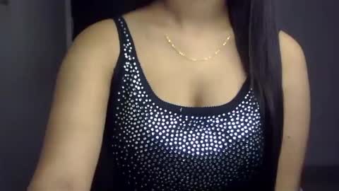 Snapshot of sofie_diva chatting on February 2025 05:33:01 PM divya online show from February 2025 05:33:01 PM