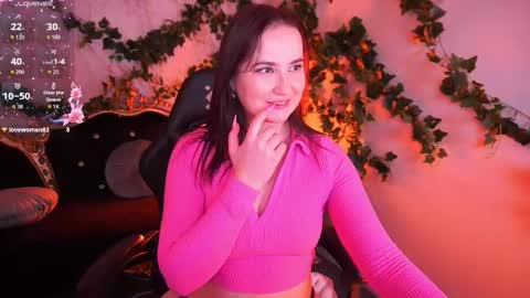 Sofie online show from November 2025 11:48:02 PM