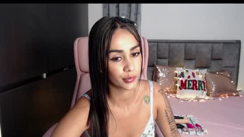 Snapshot of sofierosse_ chatting on December 2024 03:30:02 AM Sofie Rosee online show from December 2024 03:30:02 AM