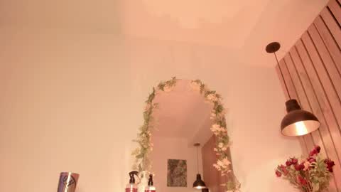 Sofie online show from September 2025 01:33:01 PM