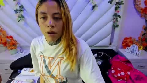 sofii_anal_ online show from September 2025 02:36:02 AM