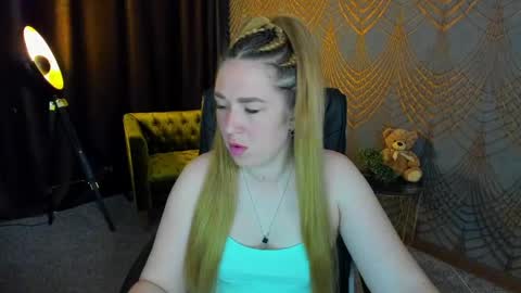 sofii_darling online show from April 2026 04:45:01 PM