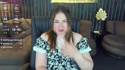 Snapshot of sofii_darling chatting on June 2026 01:39:01 AM sofii_darling online show from June 2026 01:39:01 AM