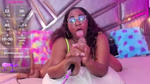 KELLY-HILL online show from February 2025 12:39:01 PM