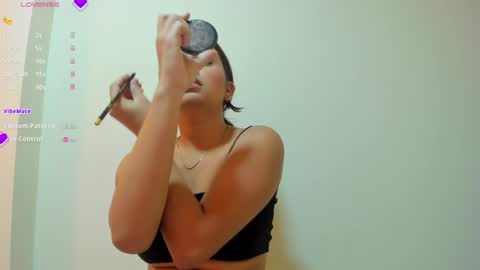 Snapshot of sofii_miller_ chatting on March 2025 06:12:01 PM online show from March 2025 06:12:01 PM