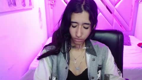 Snapshot of sofii_tk chatting on April 2026 03:42:02 AM Sofii online show from April 2026 03:42:02 AM