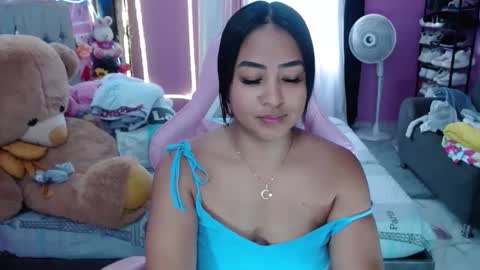 sofia Dreams online show from February 2026 10:19:01 PM