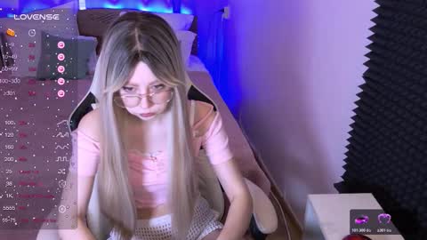 Sofia online show from February 2026 03:02:02 AM