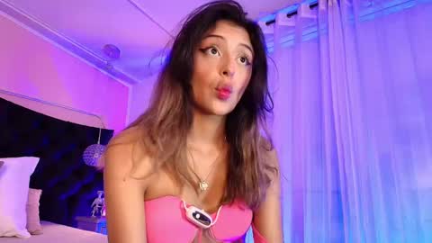 Snapshot of sofly_s chatting on February 2025 02:37:01 PM Sofi online show from February 2025 02:37:01 PM