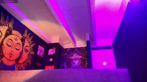Snapshot of sofnicol_ chatting on May 2026 01:00:01 AM Nicol online show from May 2026 01:00:01 AM