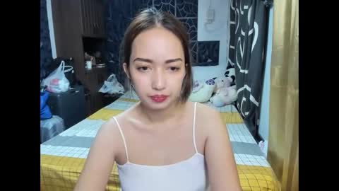 Angel online show from November 2025 01:53:02 PM