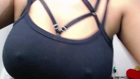 Camila M online show from December 2024 06:05:02 PM