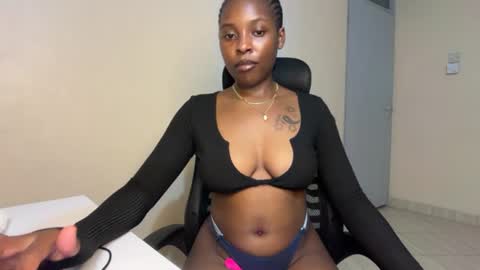 Snapshot of soft_nicole chatting on June 2026 09:41:02 PM soft_nicole online show from June 2026 09:41:02 PM