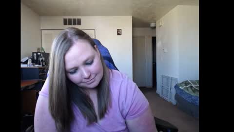 Rose online show from February 2025 08:28:02 PM