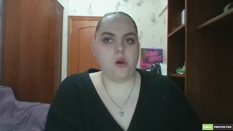 Snapshot of softhypnose chatting on May 2026 05:50:02 PM softhypnose online show from May 2026 05:50:02 PM