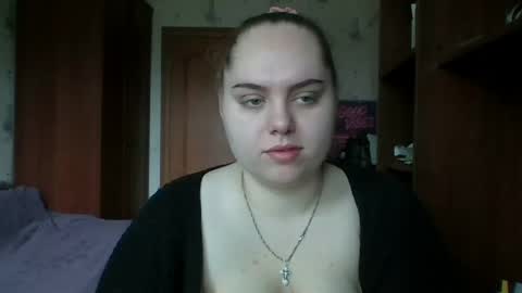 Snapshot of softhypnose chatting on May 2026 06:33:01 AM softhypnose online show from May 2026 06:33:01 AM