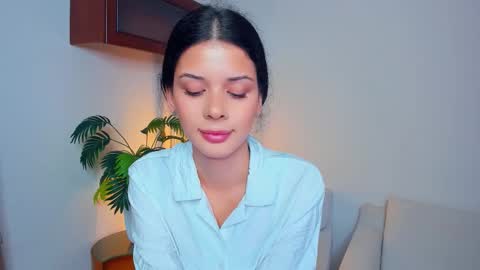 Alice online show from October 2025 07:05:02 AM