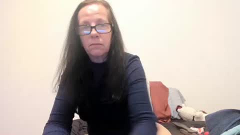 Soft Peach Goddess online show from January 2026 04:50:01 AM