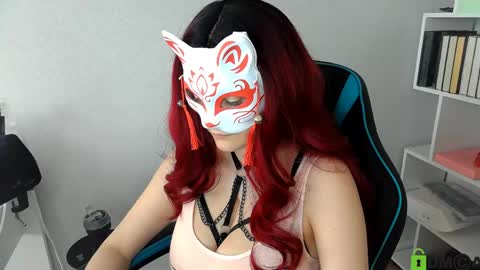 Nika Schwarz online show from May 2026 02:44:01 PM