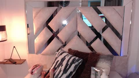    online show from February 2026 07:17:02 PM