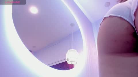 sol_nahiara online show from September 2025 02:28:01 PM